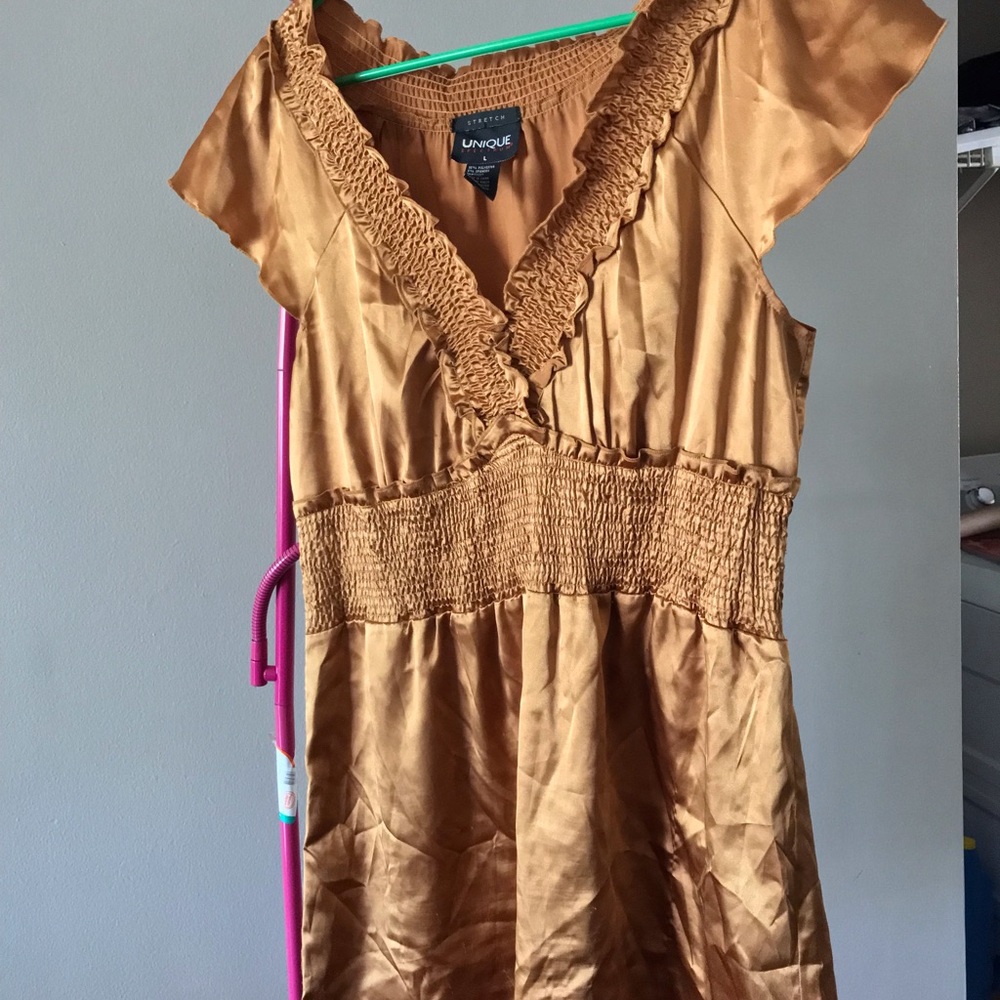Stretch, UNIQUE SPECTRUM GOLD BLOUSE. Size LARGE